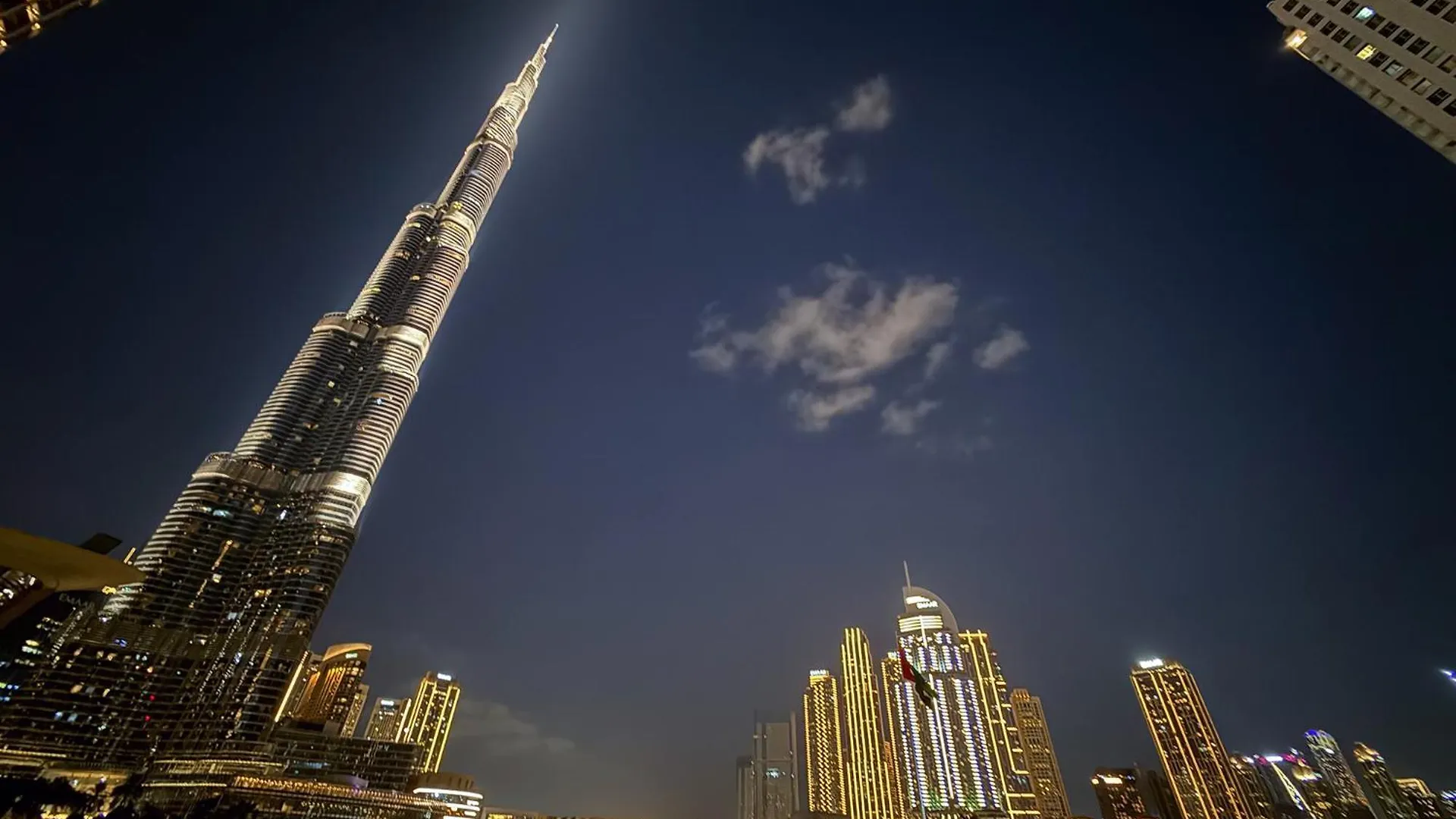 Prime Location - Full Burj Khalifa & Dancing Fountains Show - 1704 Dubai